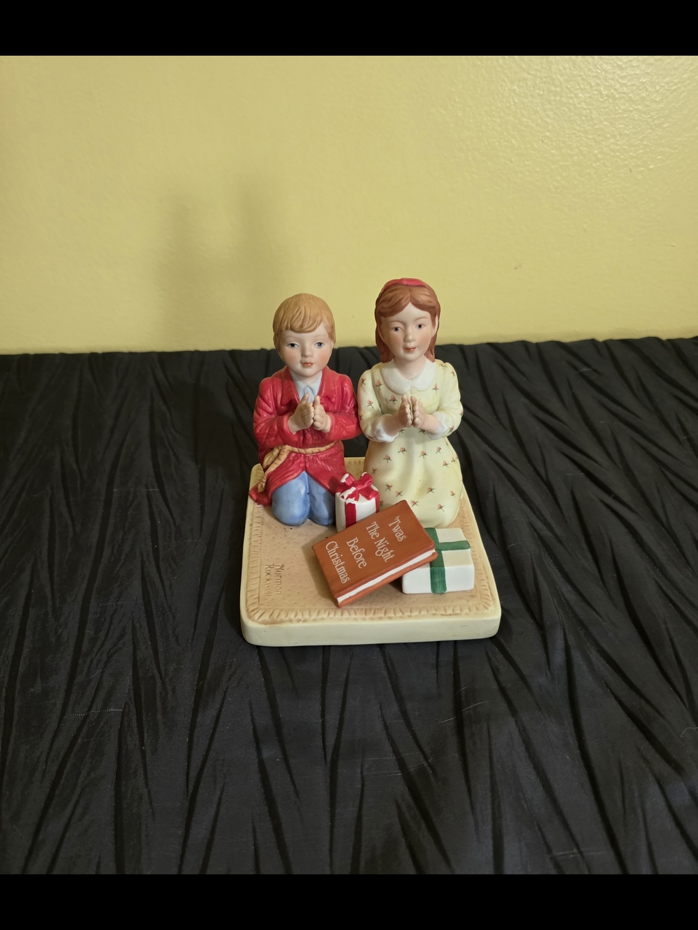 1985 Limited Edition Norman Rockwell "Christmas Prayers" Figure